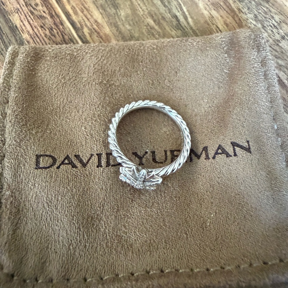 David Yurman Petite Starburst Ring with Diamonds - Picture 8 of 12